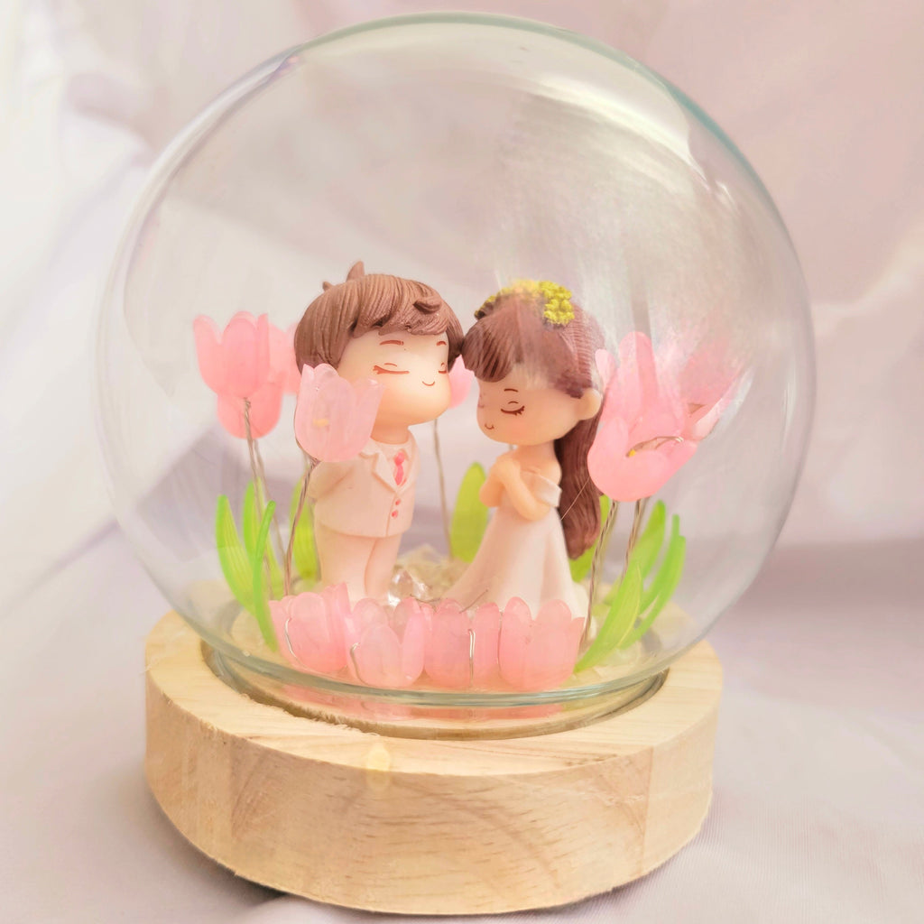 The Flair Store™ Romantic Couple in Tulip Flowers LED Night Light Crystal Ball Lamp With Wooden Base